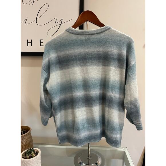 Ann Taylor Boue Ombré Sweater - Picture 6 of 6